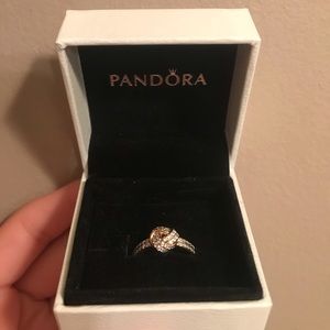 Pandora rose gold ring